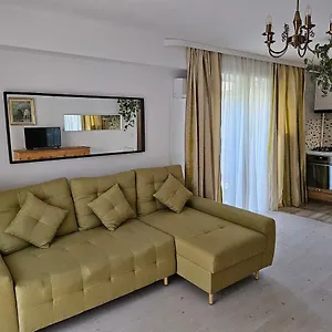 https://manolaire-airport-residence.bucharesthotelsnow.com