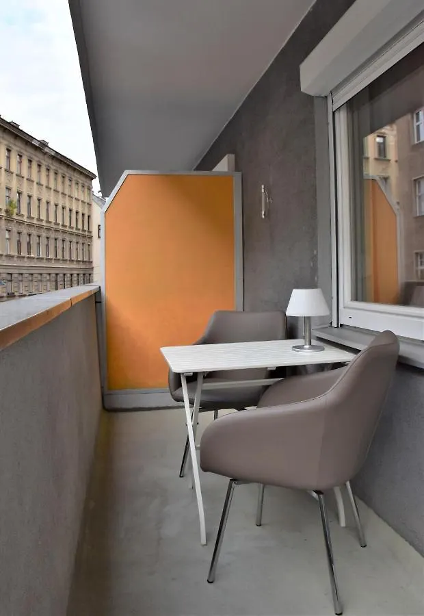 Studio-Apartment Augarten Viena